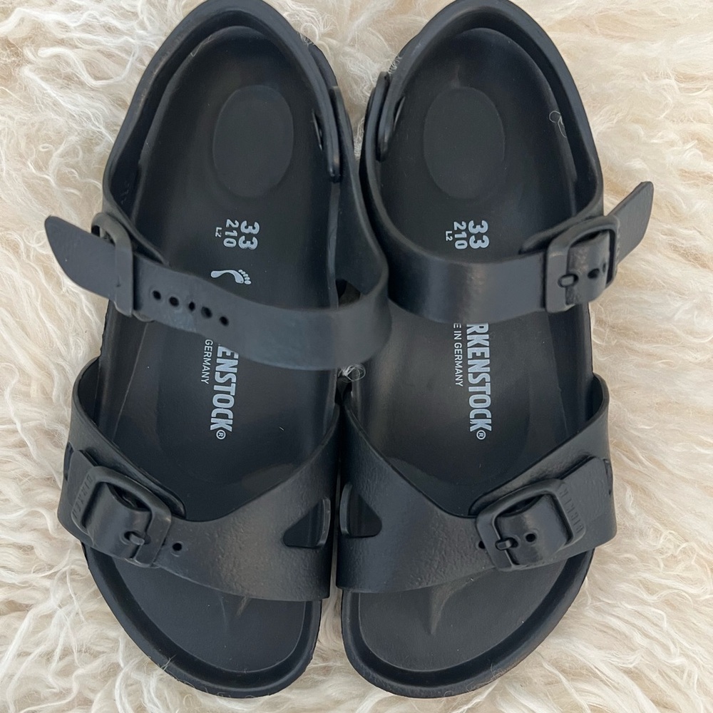 Birkenstock size 33 girls black sandals.  NEW